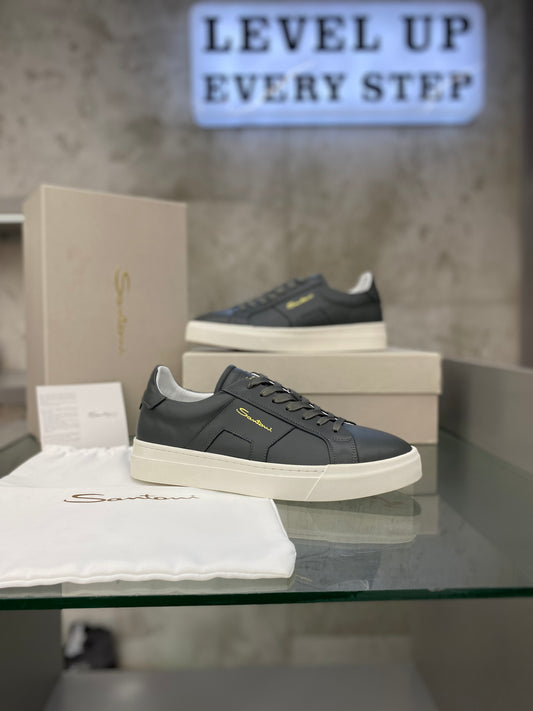 Santoni