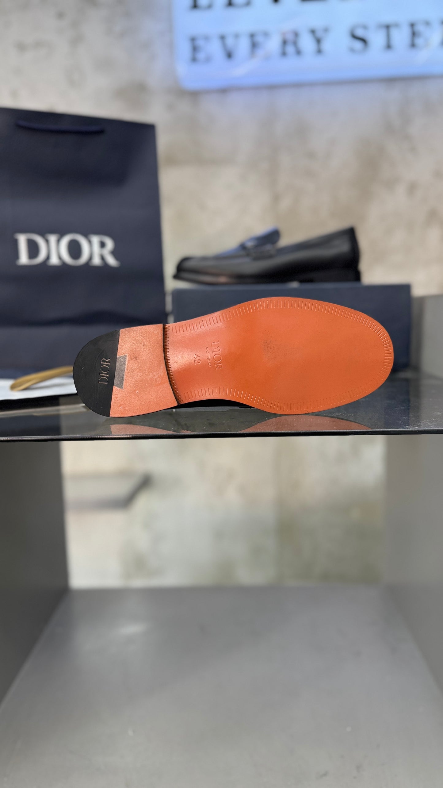 Dior