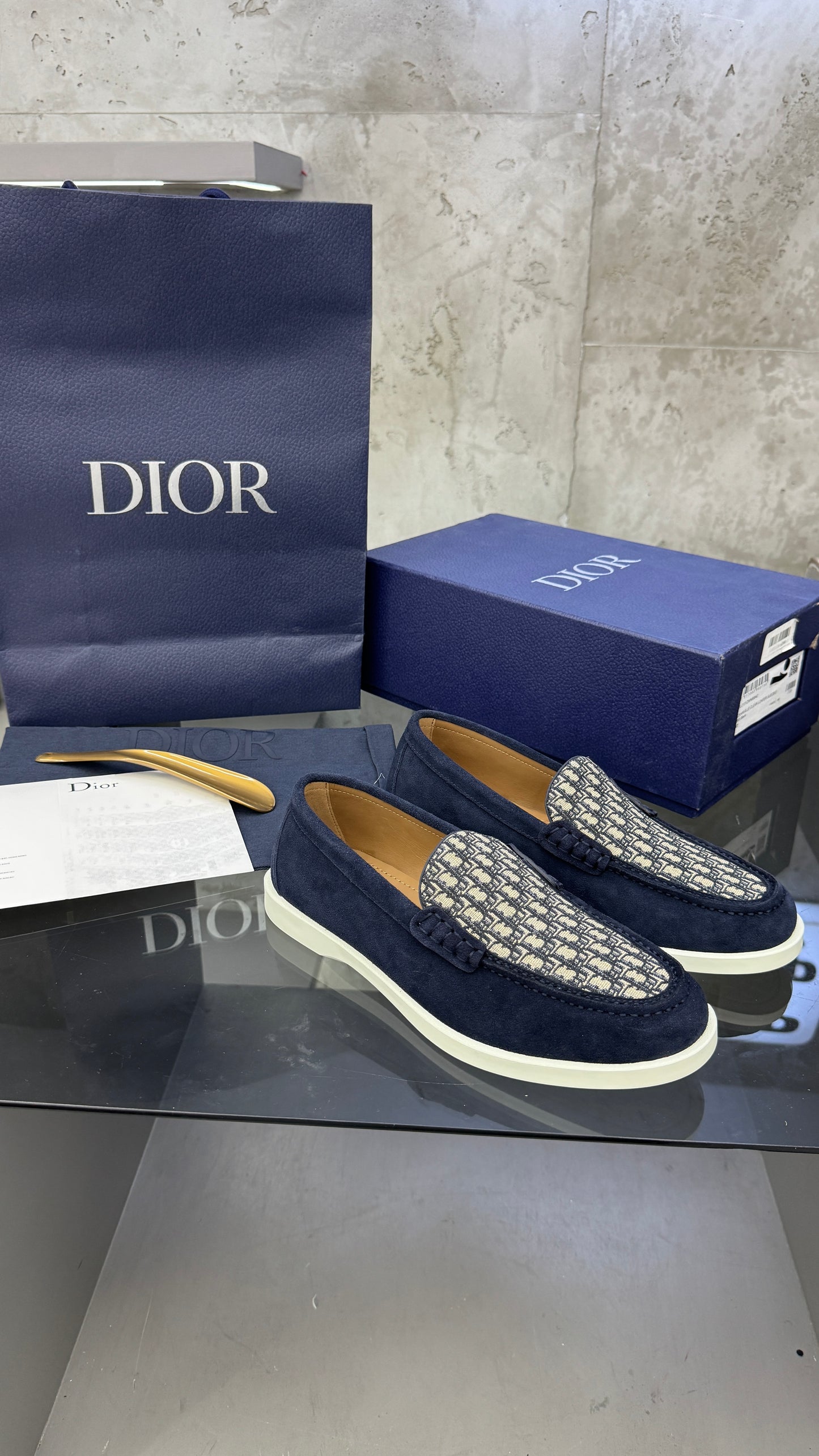 Dior