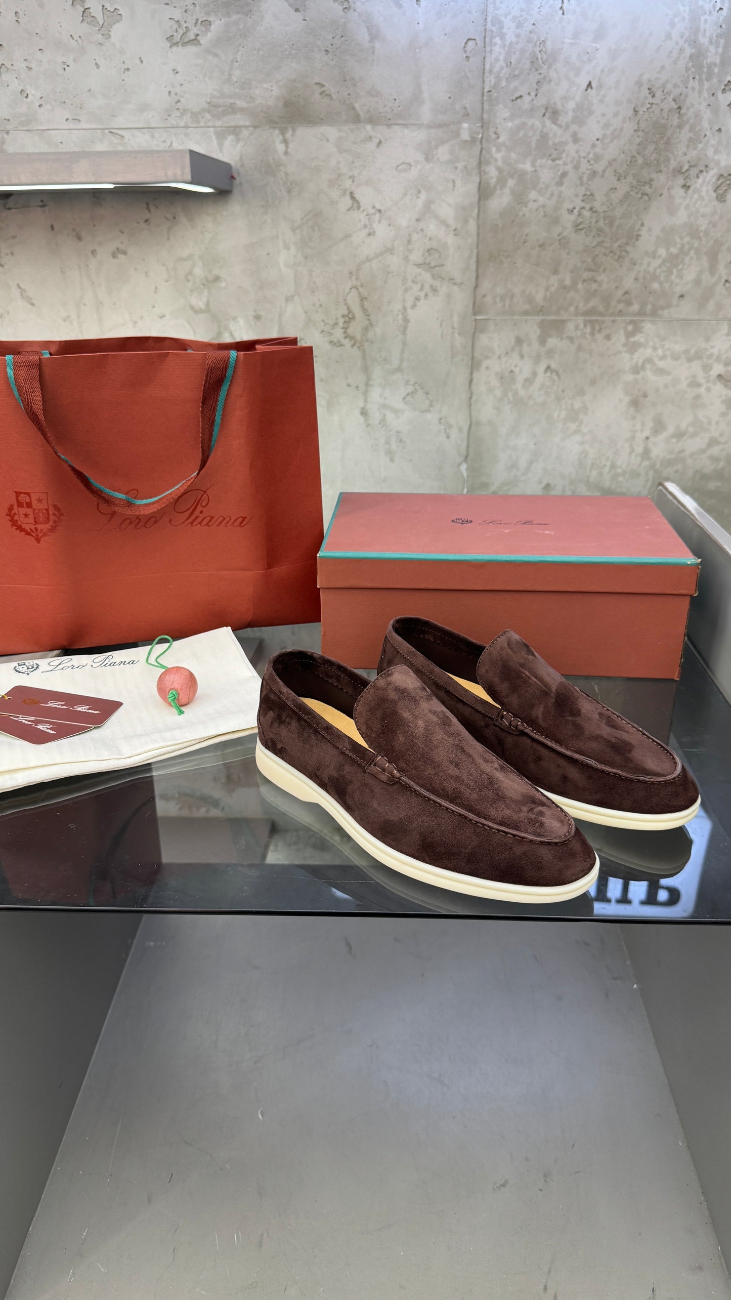 loropiana