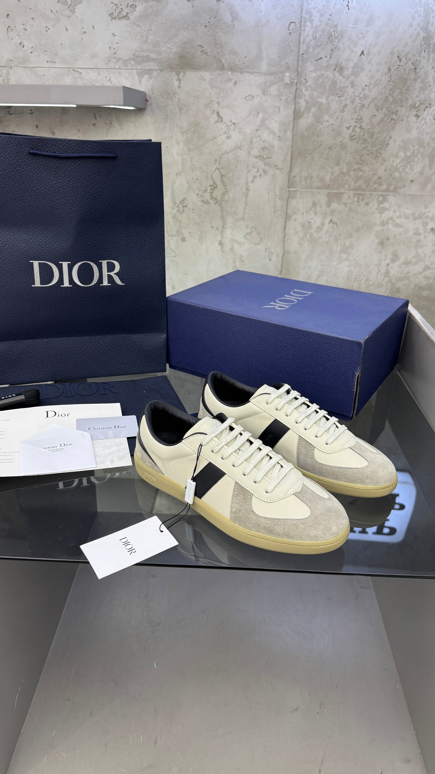 Dior