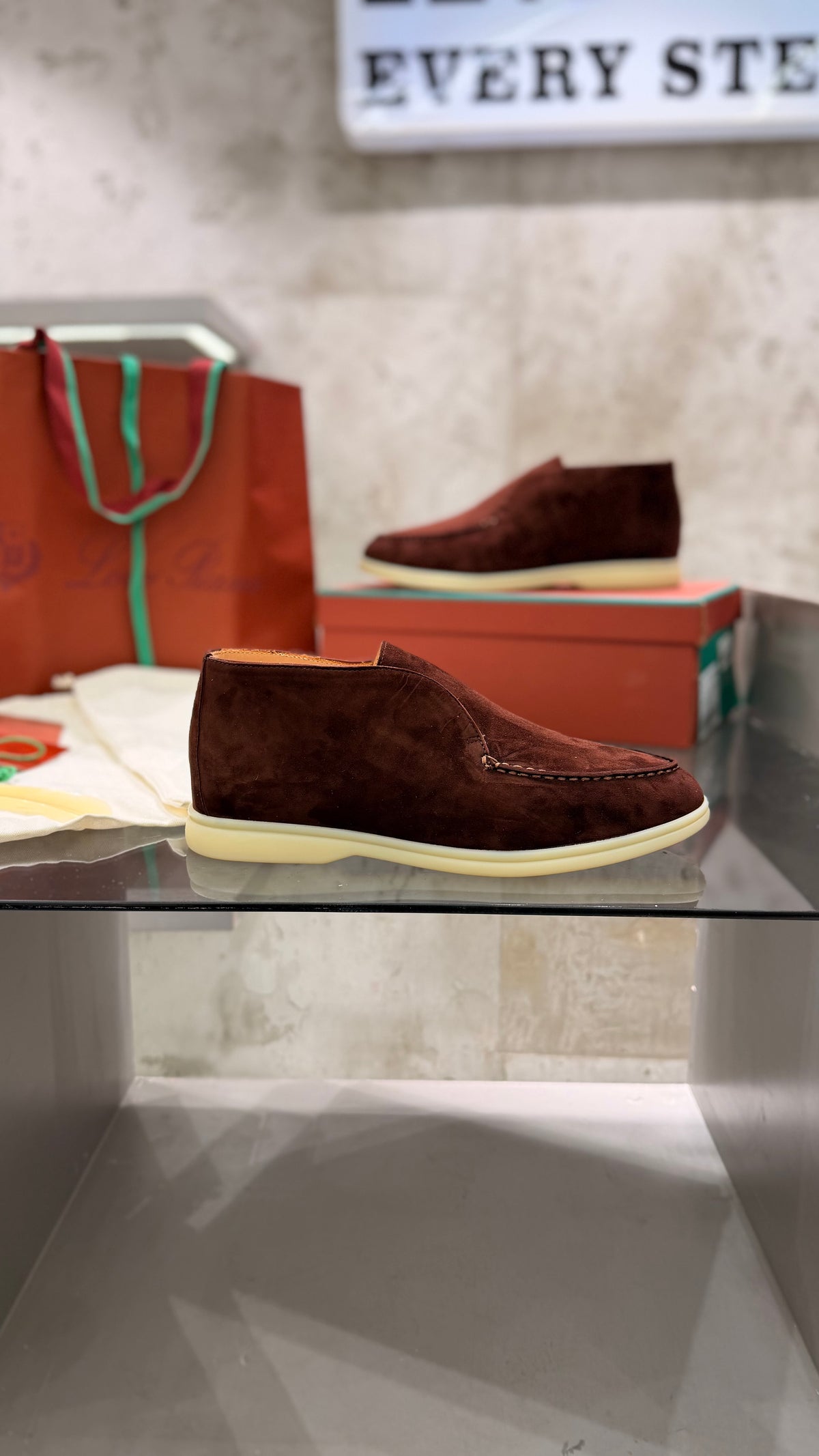 Loropiana