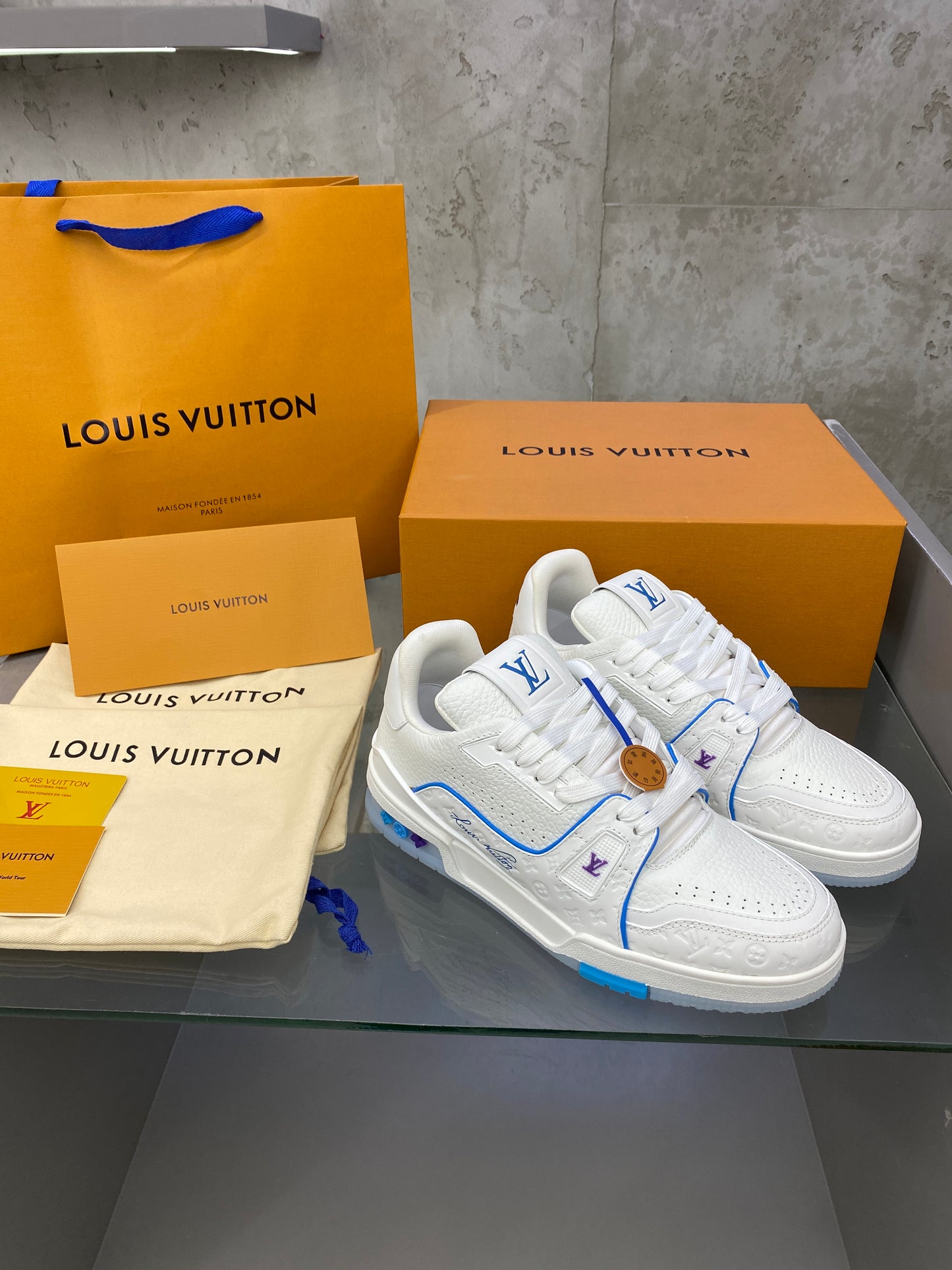 louis vuitton