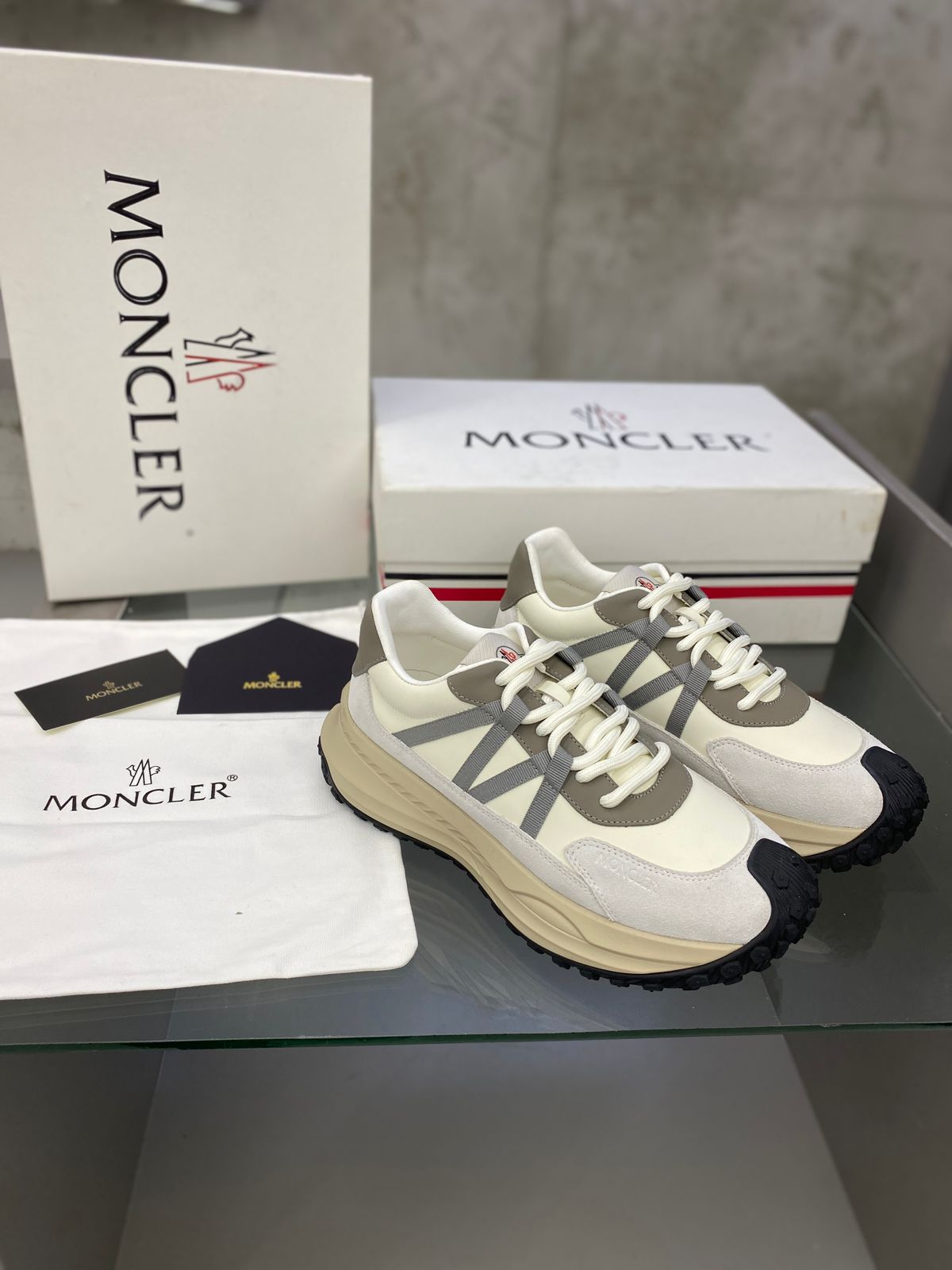 moncler